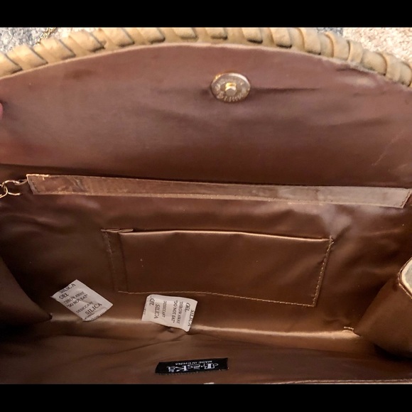 Beige Ostrich Shoulder Bag Clutch - Picture 5 of 7